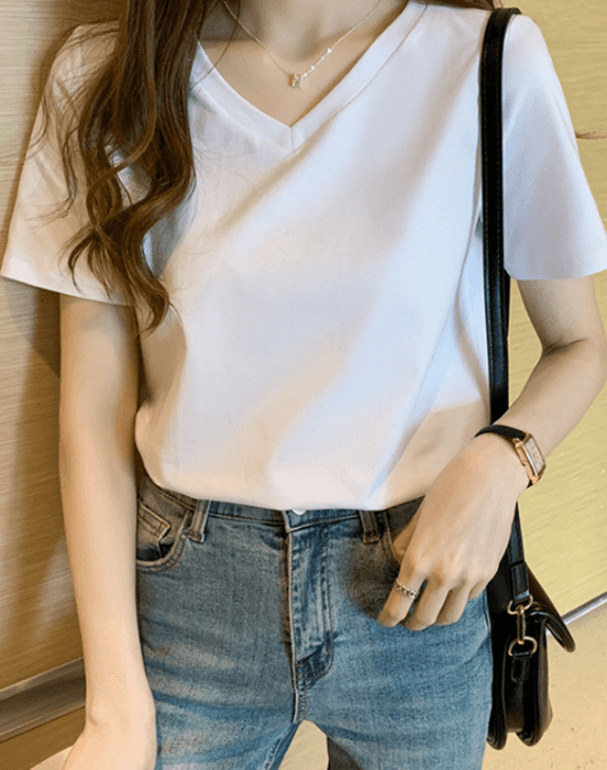 骨格ウェーブVネックシンプルTシャツ