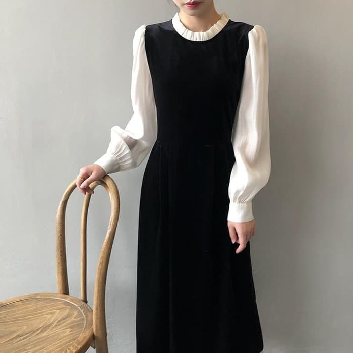 骨格ウェーブ服フリルネックベロアワンピース