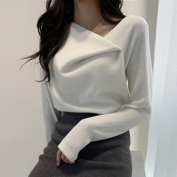 骨格ウェーブ服アシンメトリニットトップス