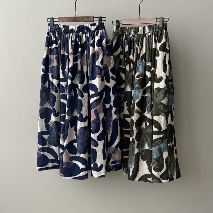 骨格ウェーブ油絵風コントラストカラープリントフレアスカート