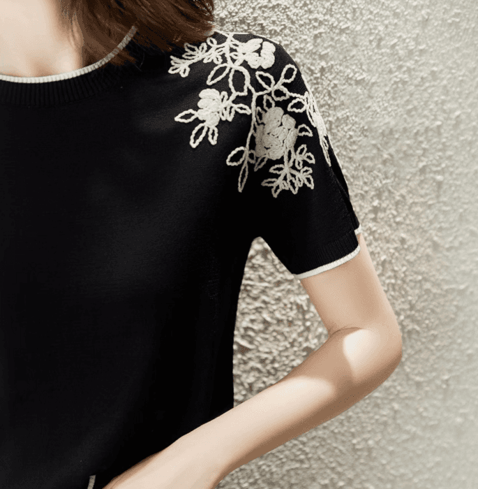 骨格ウェーブフラワー刺繍ショルダーニットトップス