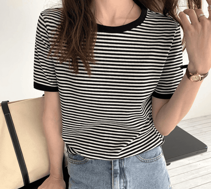 骨格ウェーブ服ラウンドネックボーダーTシャツトップス