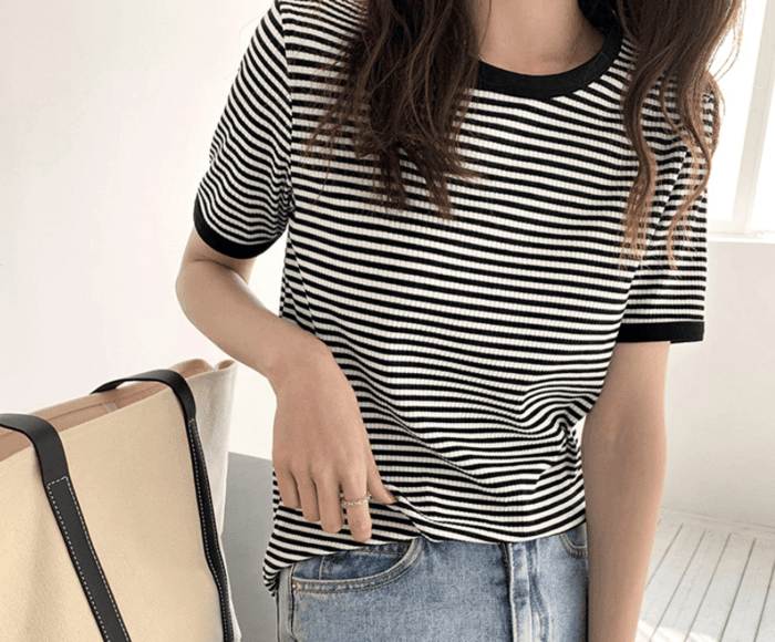骨格ウェーブ服ラウンドネックボーダーTシャツトップス