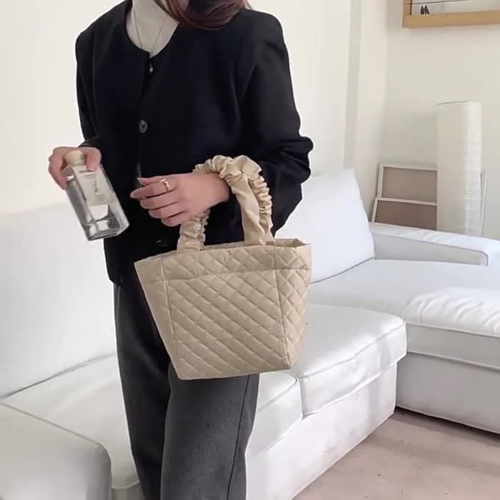 キルティングミニトートバッグ 骨格ウェーブ服