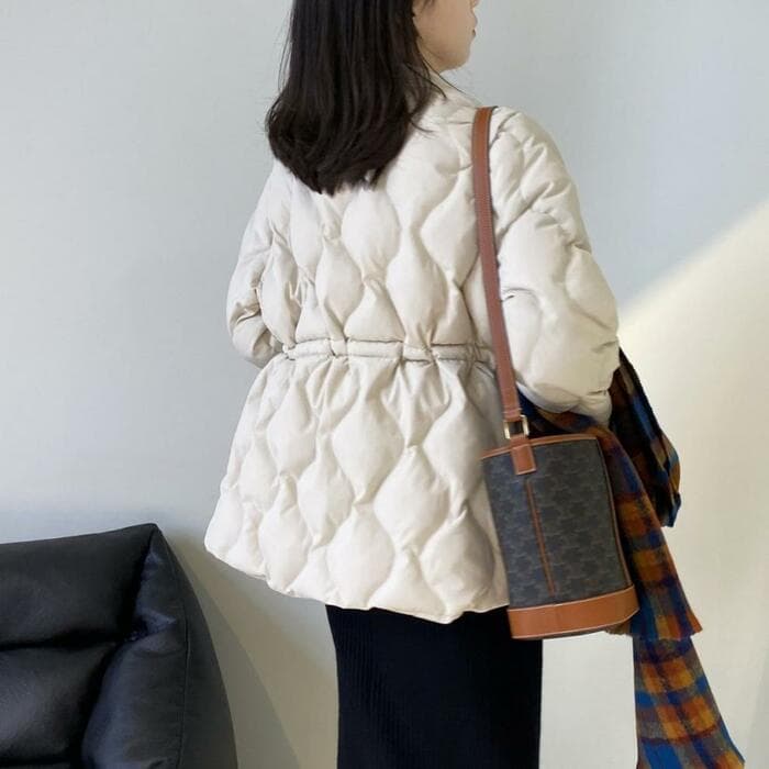骨格ウェーブ服ウエストマーク付きキルティングアウター