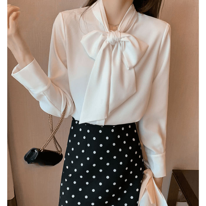 骨格ウェーブ服カラーボウタイブラウス