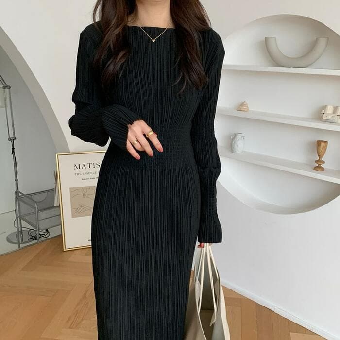 骨格ウェーブ服 ウエストマークラインワンピース