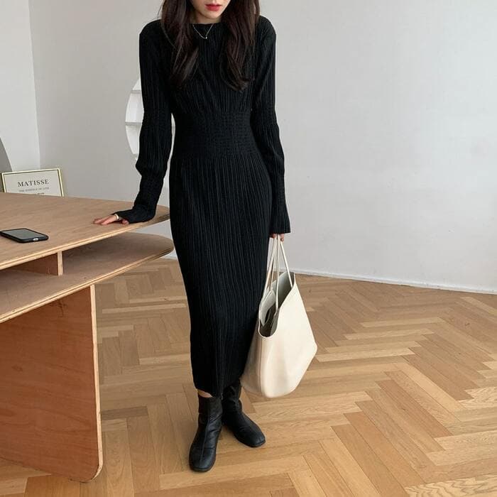 骨格ウェーブ服 ウエストマークラインワンピース
