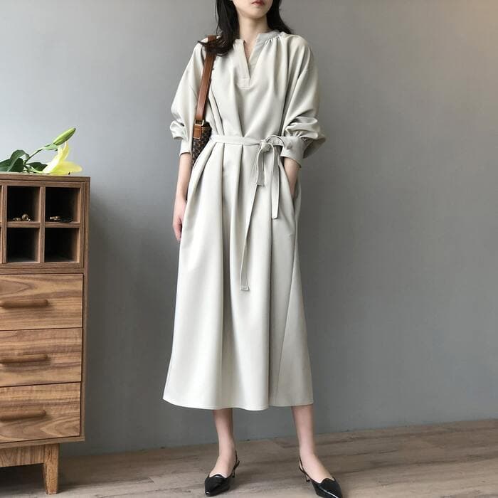 骨格ウェーブ服ウエストマークVネックワンピース