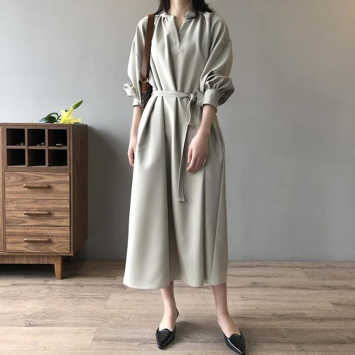 骨格ウェーブ服ウエストマークVネックワンピース