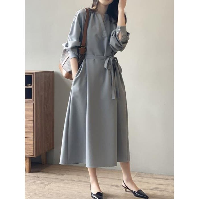 骨格ウェーブ服ウエストマークVネックワンピース