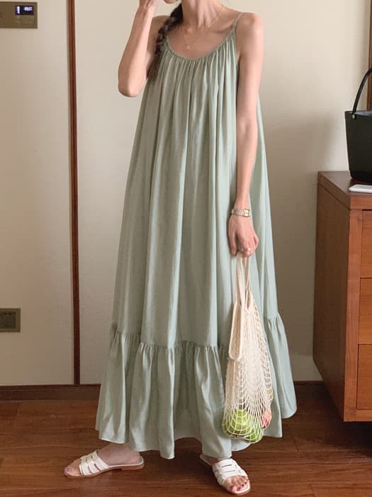 骨格ウェーブティアードキャミワンピース
