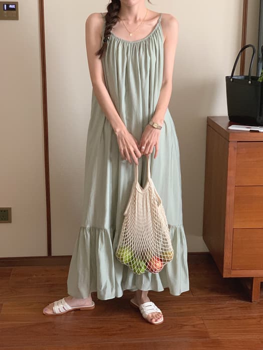 骨格ウェーブティアードキャミワンピース
