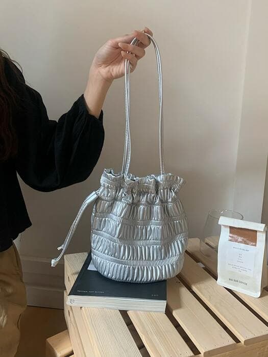 骨格ウェーブシャーリングショルダーバック