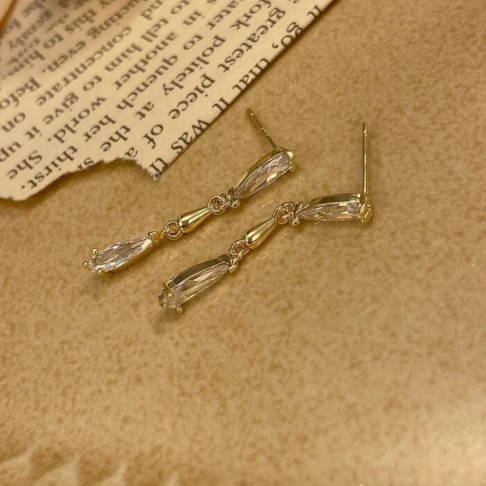 骨格ウェーブジルコンロングピアス