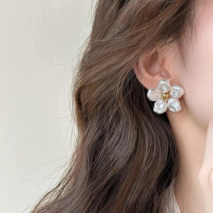 骨格ウェーブフラワーデザインピアス