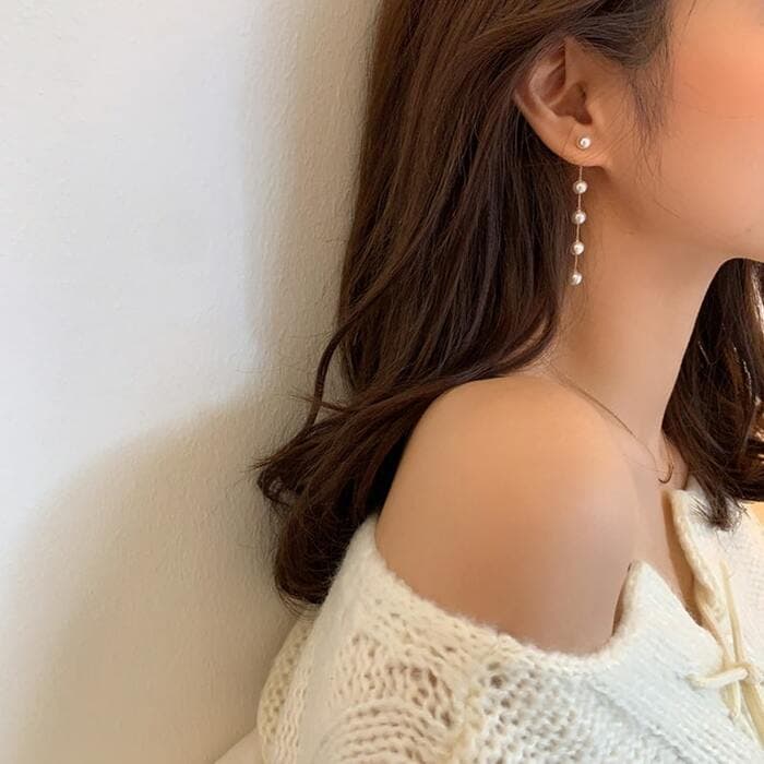 骨格ウェーブロングパールピアス