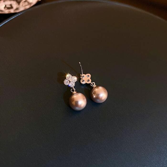 骨格ウェーブシルバーパールピアス
