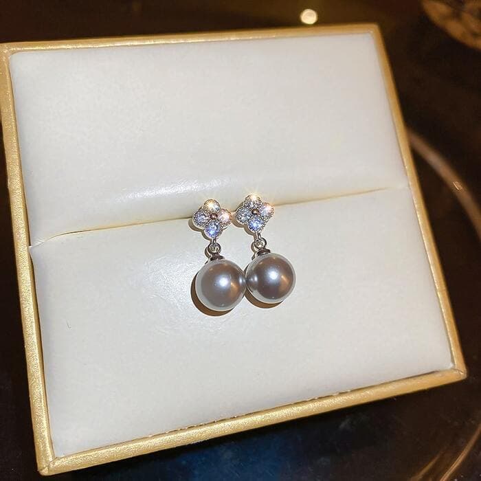 骨格ウェーブシルバーパールピアス