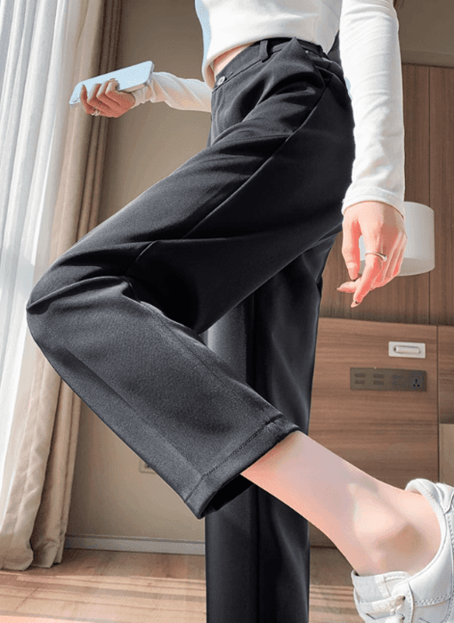 骨格ウェーブクロップ丈シガレットパンツ