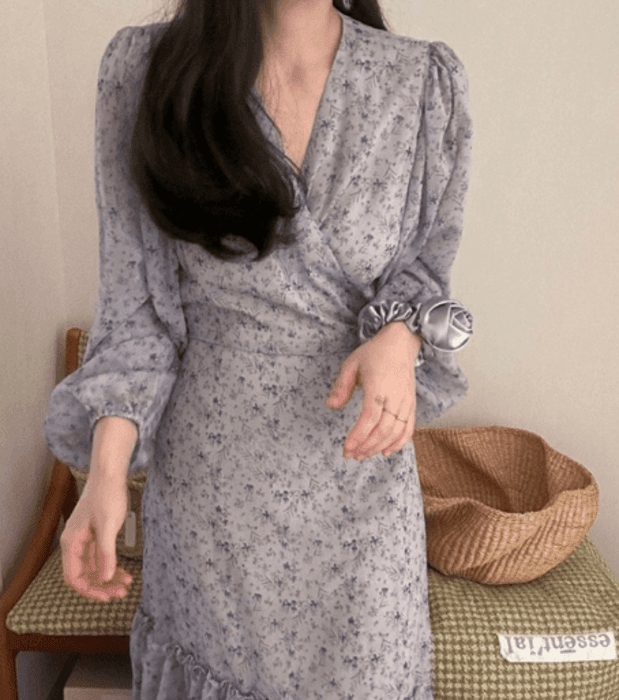 骨格ウェーブフラワープリントティアードカシュクールロングワンピース