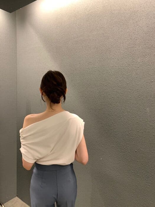 骨格ウェーブオフショルダー半袖Tシャツ