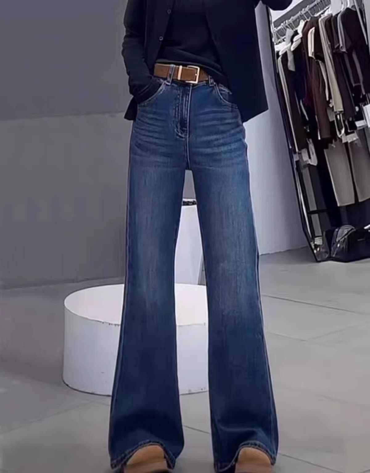 骨格ウェーブセミブーツカットデニムパンツ