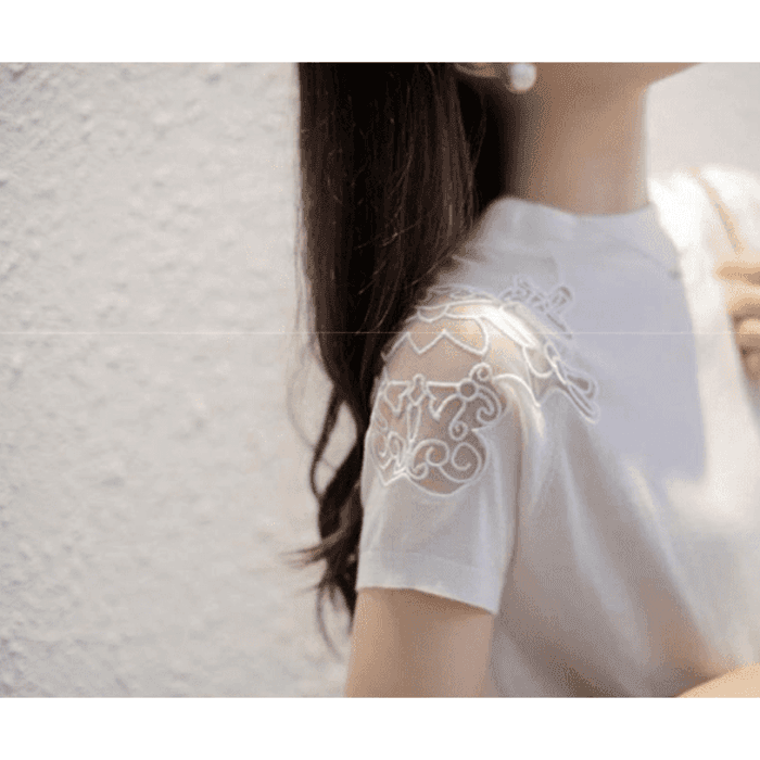 骨格ウェーブショルダーレースTシャツトップス