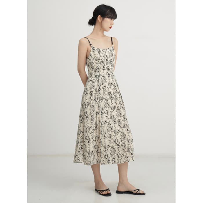骨格ウェーブ服花柄フレアキャミワンピース
